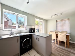 Dining Kitchen- click for photo gallery